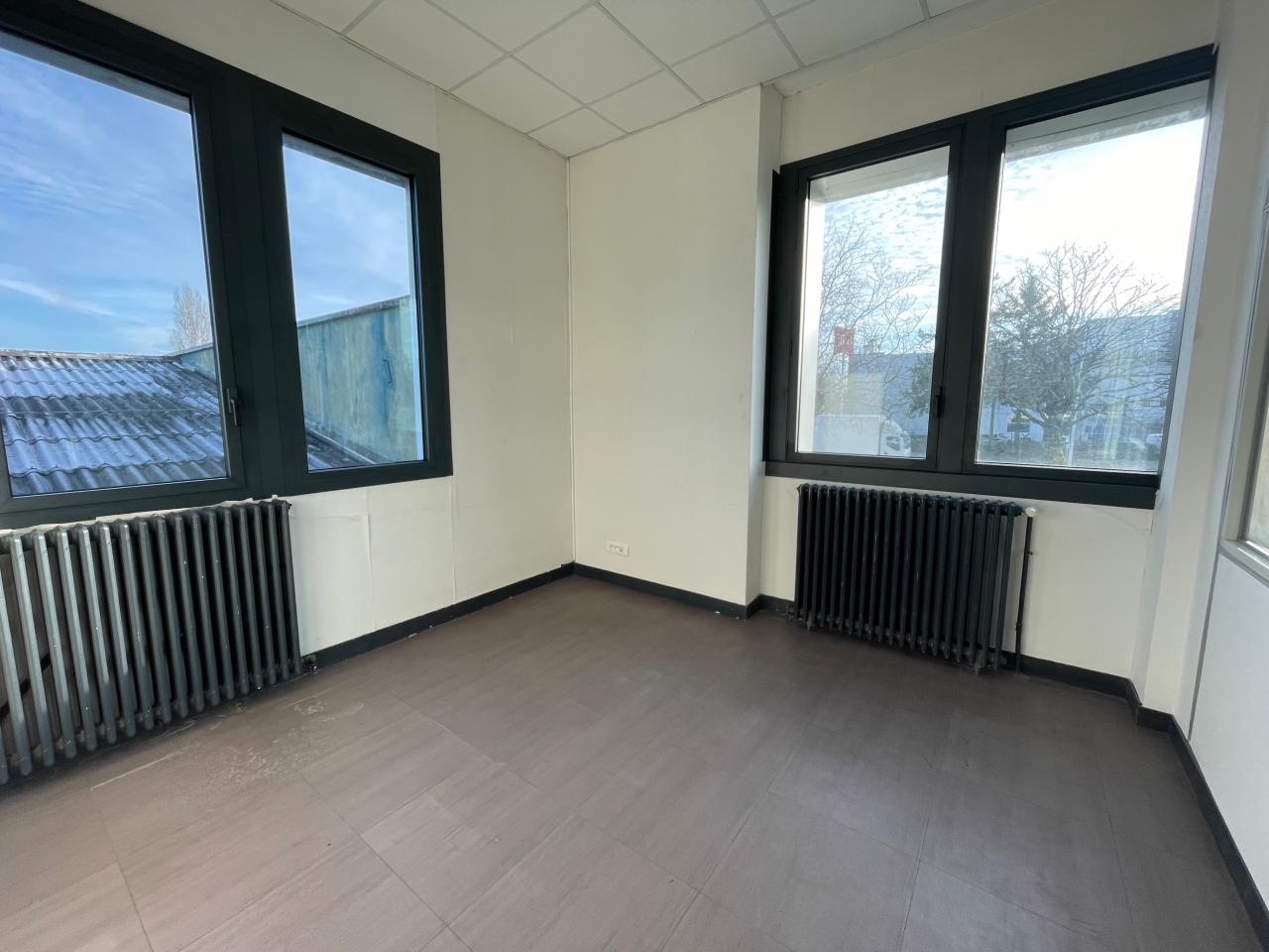 Bureau Saint-Herblain 216m² Location bureau Saint-Herblain Loire-Atlantique OLBUR2529353 3